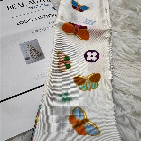 Preloved LOUIS VUITTON Silk Monogram Butterfly Bandeau - Picture 3 of 12